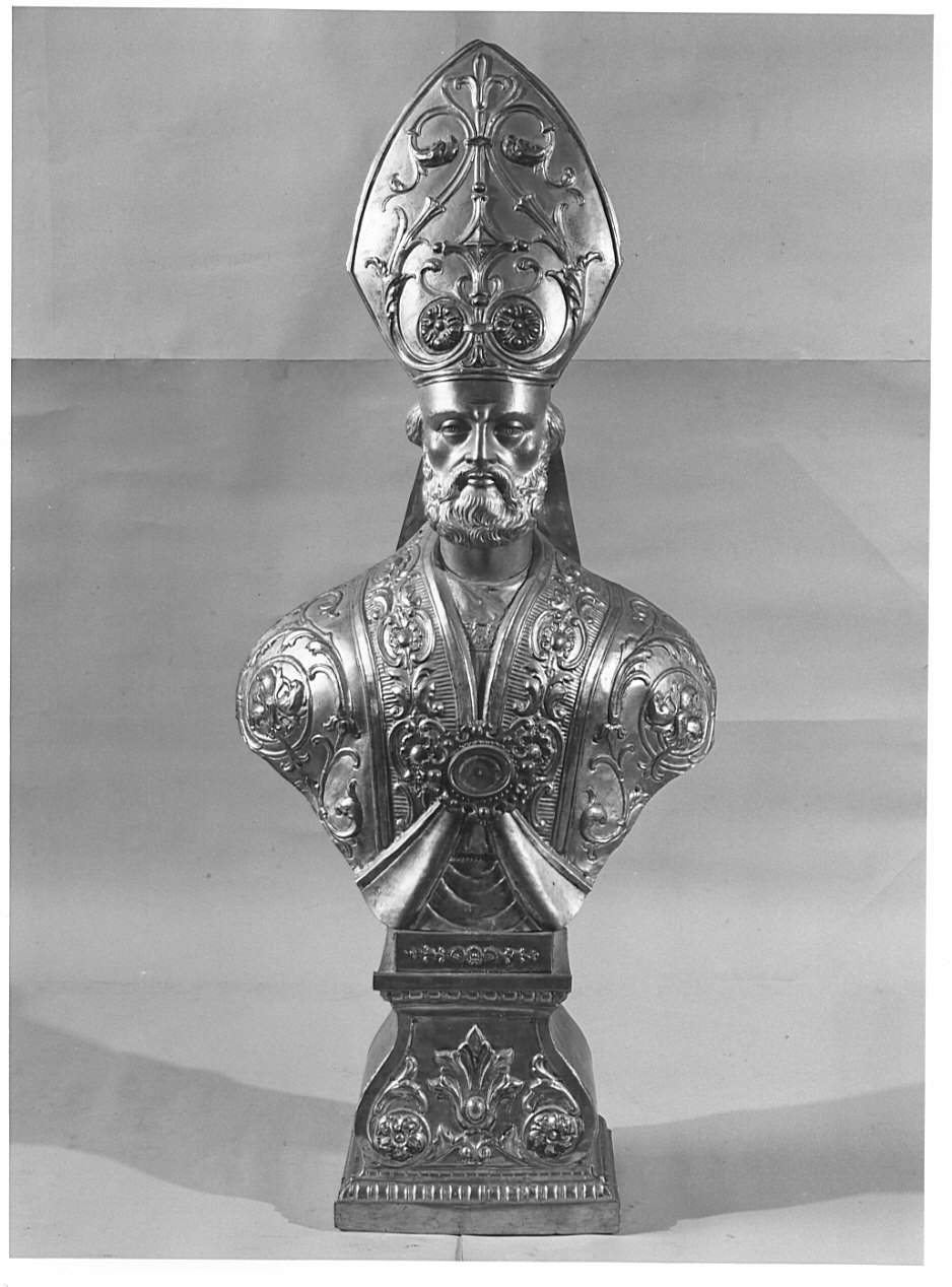 Santo vescovo (reliquiario - a busto, opera isolata) - bottega lombarda (fine sec. XIX)