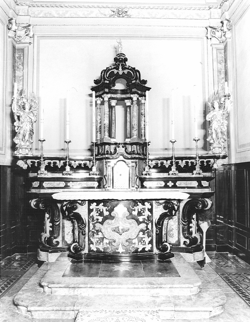 altare maggiore - bottega lombarda (metà sec. XVIII)