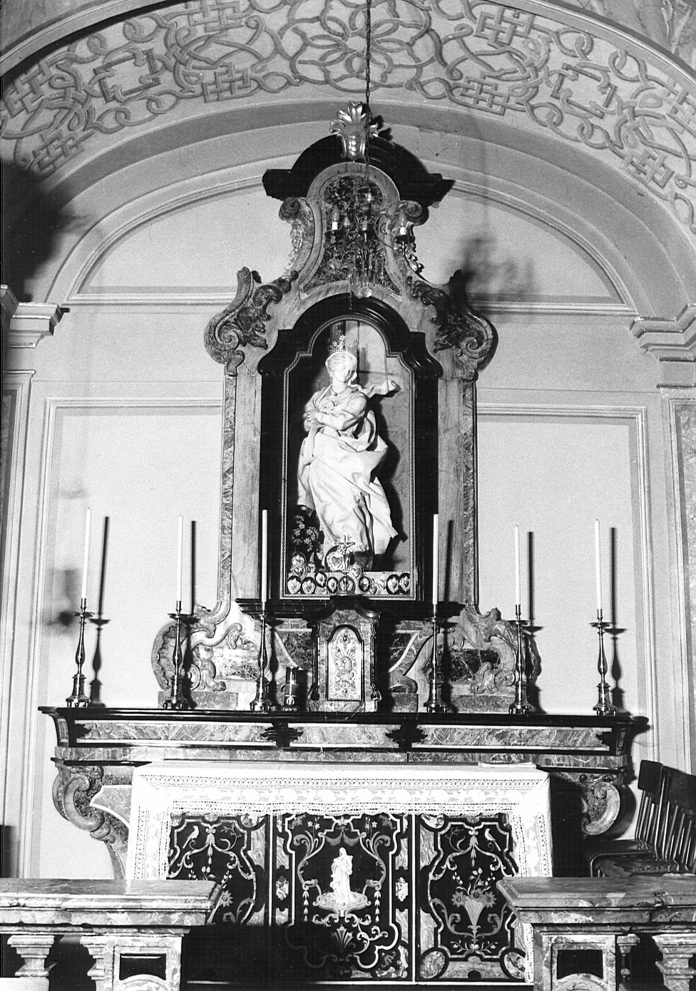 altare - bottega lombarda (inizio sec. XVIII)
