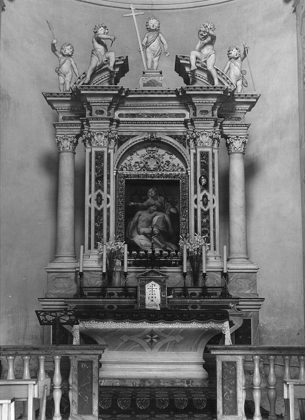 altare maggiore, insieme - bottega lombarda (seconda metà sec. XVII, sec. XIX)
