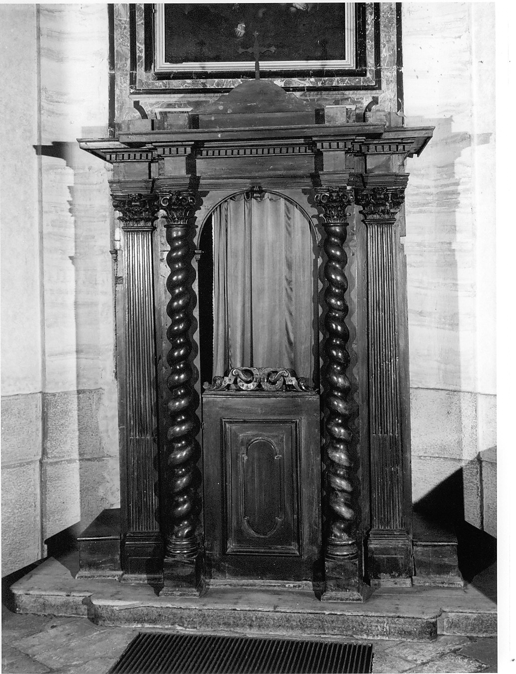 confessionale, opera isolata - bottega comasca (prima metà sec. XVII)