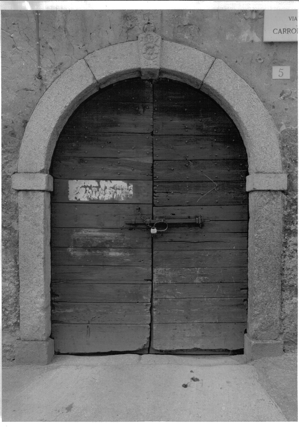 portale - ad arco, opera isolata - bottega lombarda (fine sec. XVII)