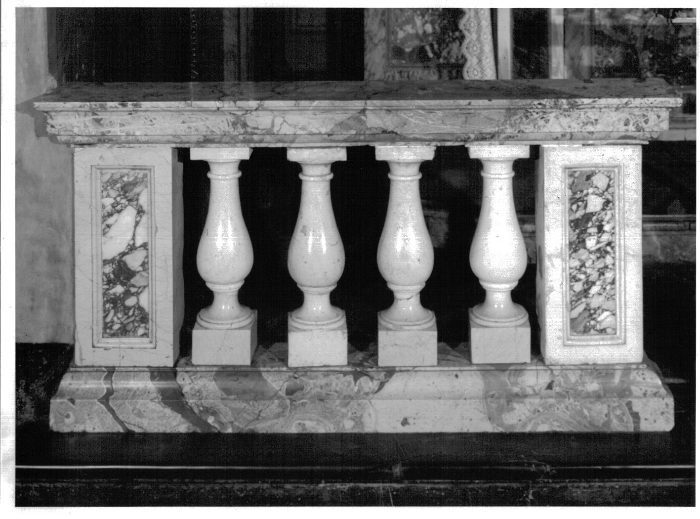 balaustrata di cappella - bottega lombarda (prima metà sec. XIX)