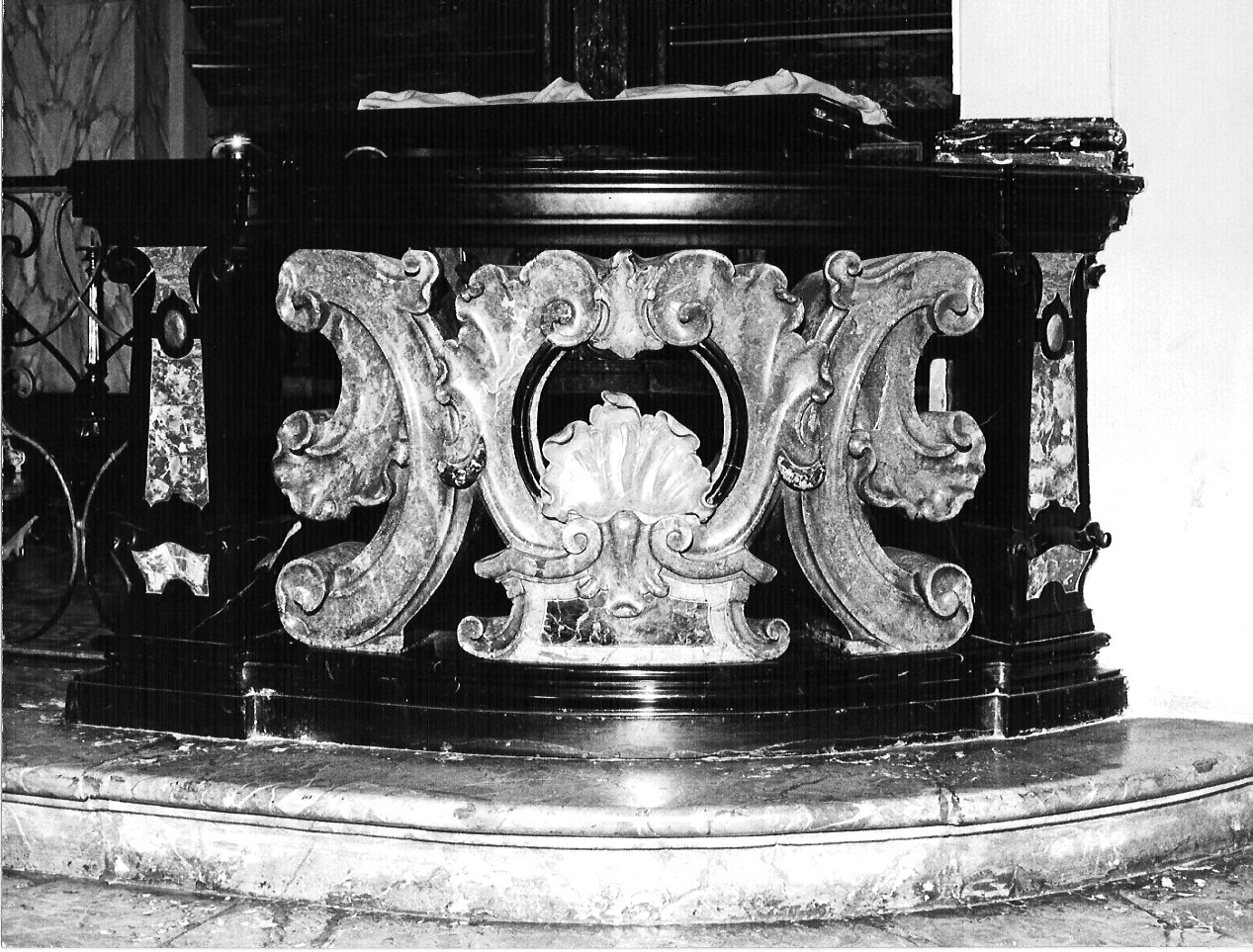 balaustrata, opera isolata - bottega lombarda (sec. XVIII)