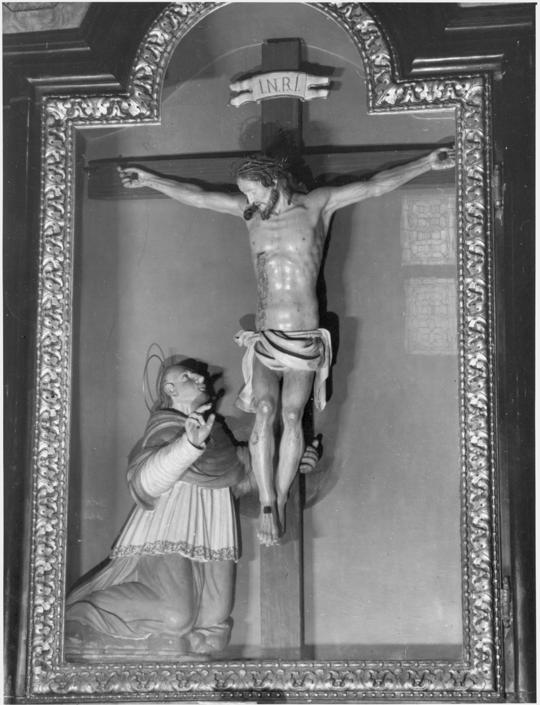 San Carlo Borromeo in adorazione della croce (statua, opera isolata) - bottega lombarda (sec. XVIII, sec. XIX)