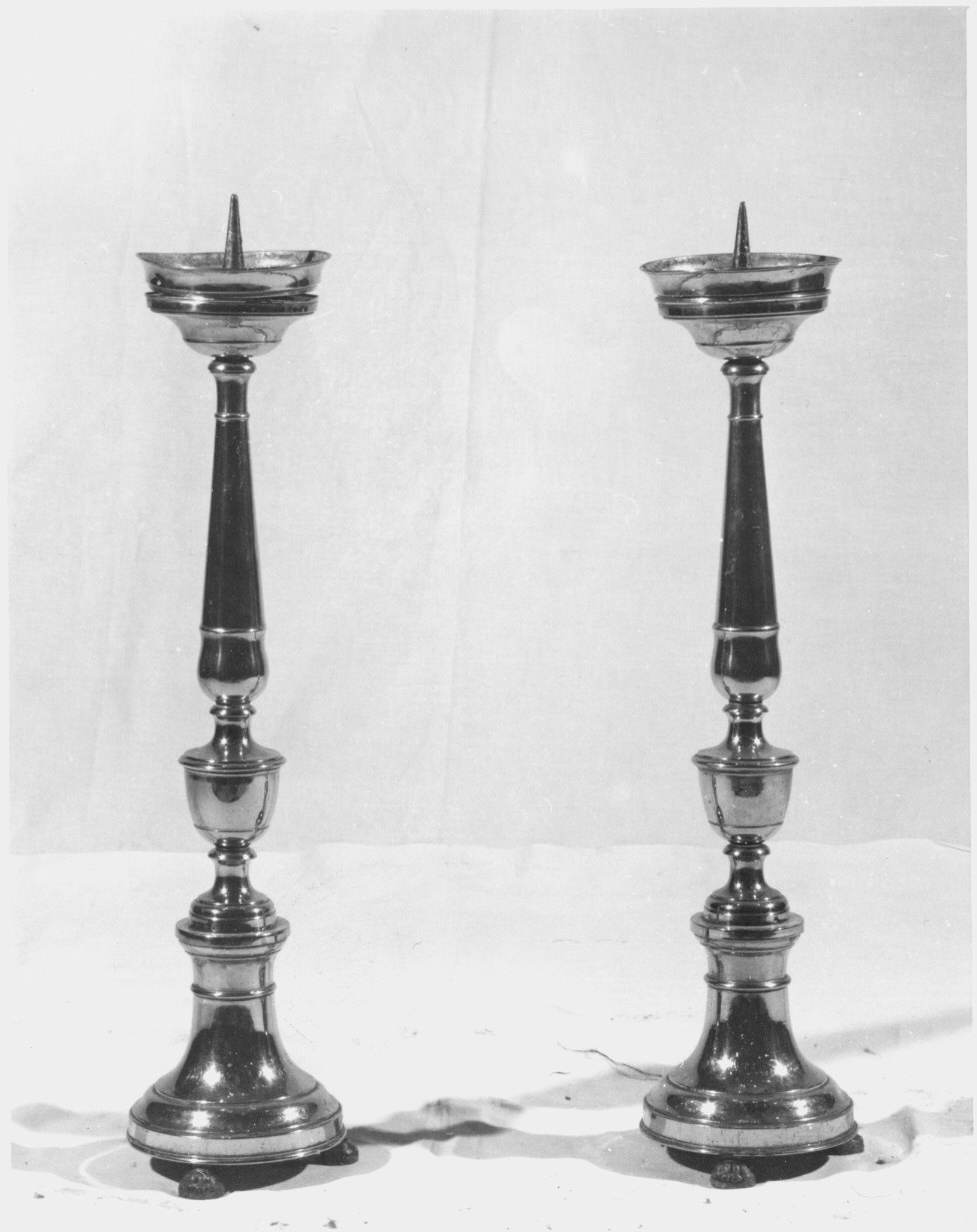 candeliere, serie - bottega italiana (sec. XX)