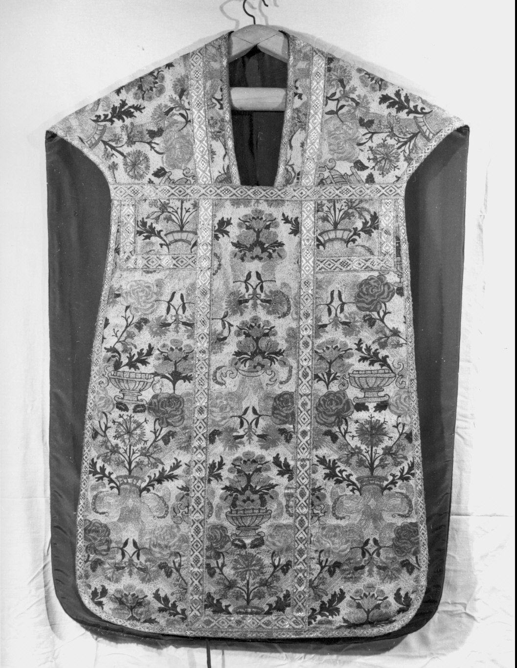 pianeta, opera isolata - manifattura lombarda (prima metà sec. XVIII)