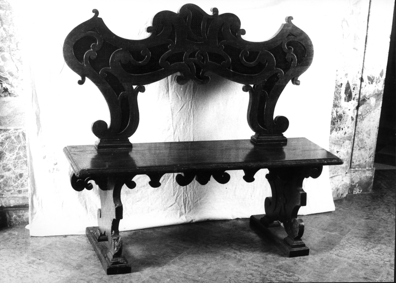 panca con schienale, coppia - bottega lombarda (sec. XVIII)