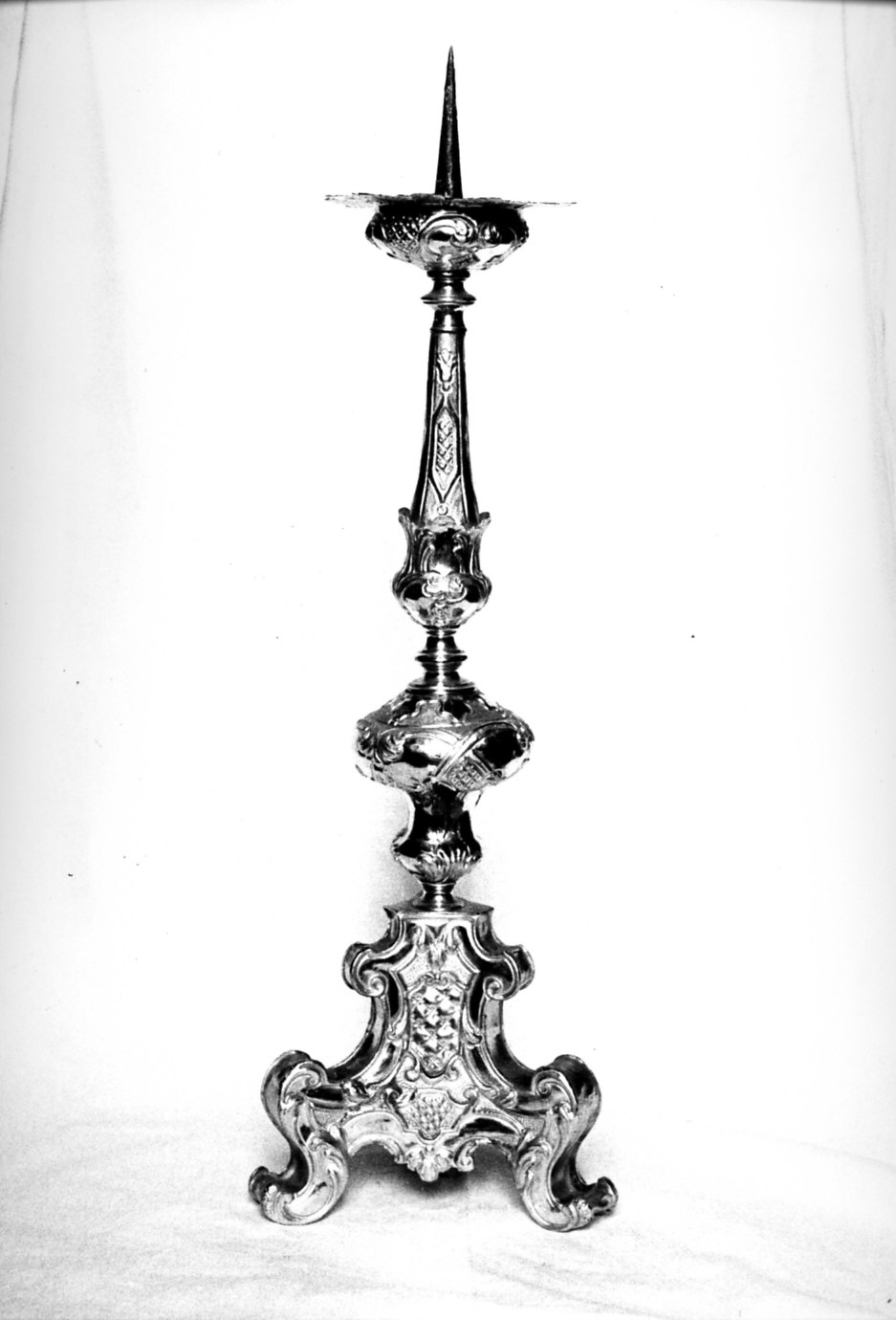 candeliere, serie - bottega lombarda (sec. XVIII)