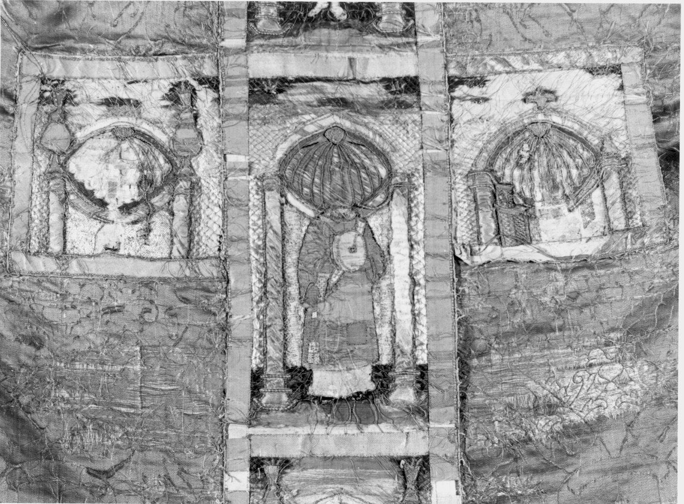 San Vincenzo (decorazione a ricamo) - manifattura lombarda (sec. XV)