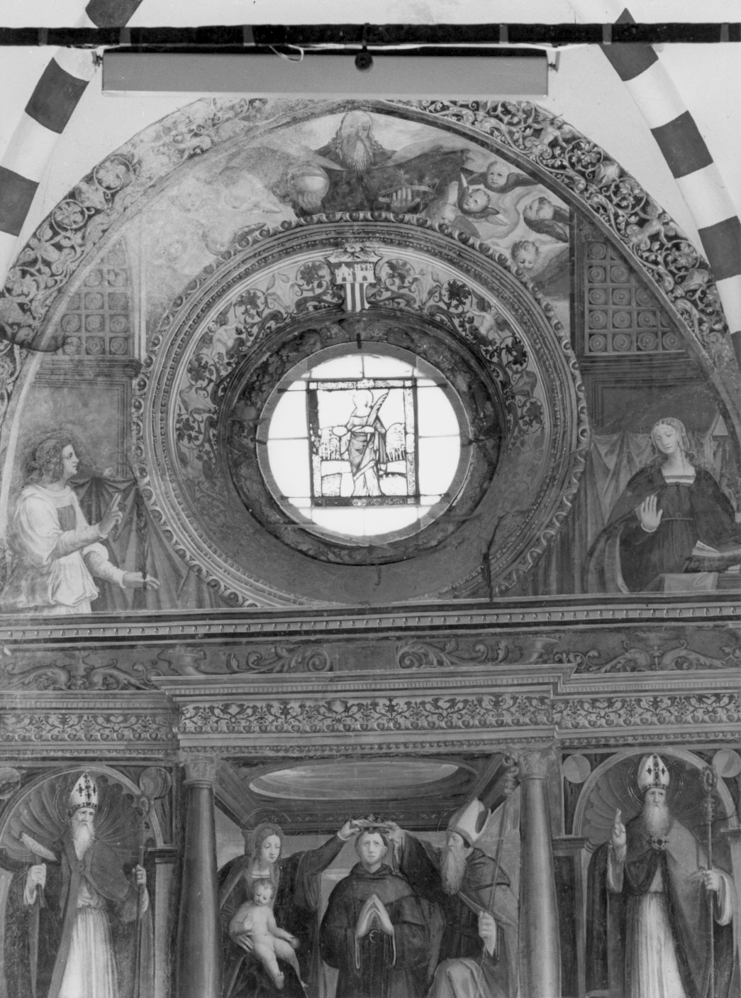 Annunciazione (dipinto murale, elemento d'insieme) di Pezzi Domenico (attribuito) (sec. XVI)