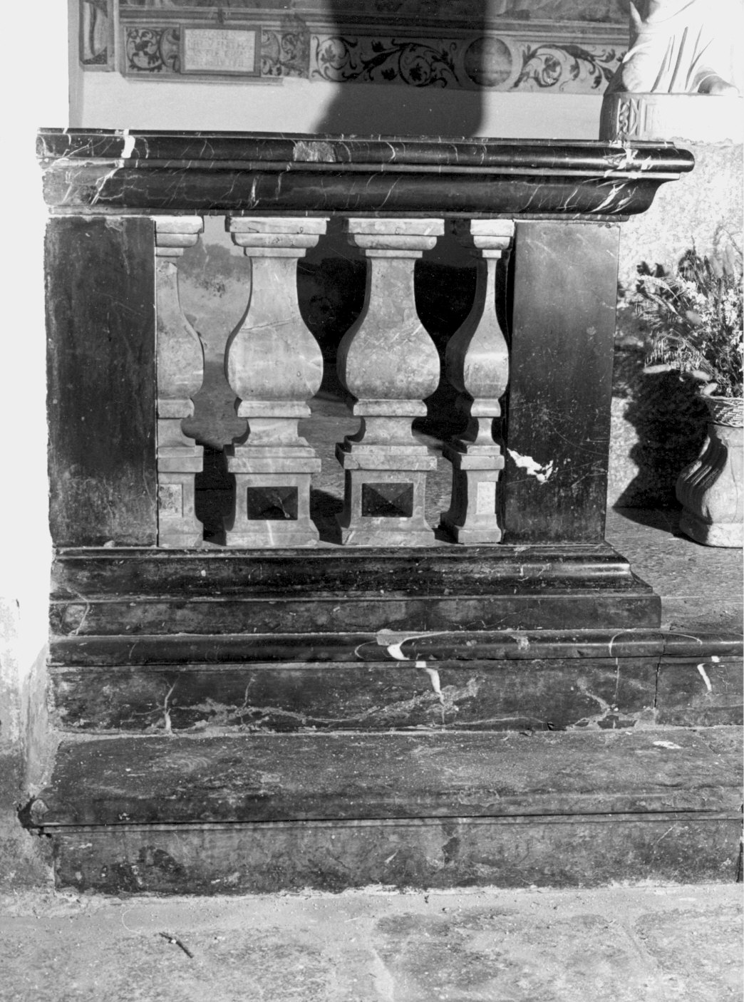 balaustrata - bottega lombarda (fine/inizio secc. XVIII/ XIX)