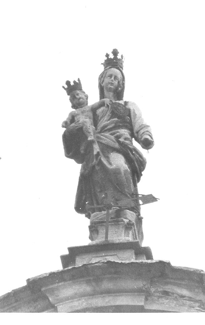 Madonna con Bambino (statua, opera isolata) - bottega lombarda (sec. XVIII)