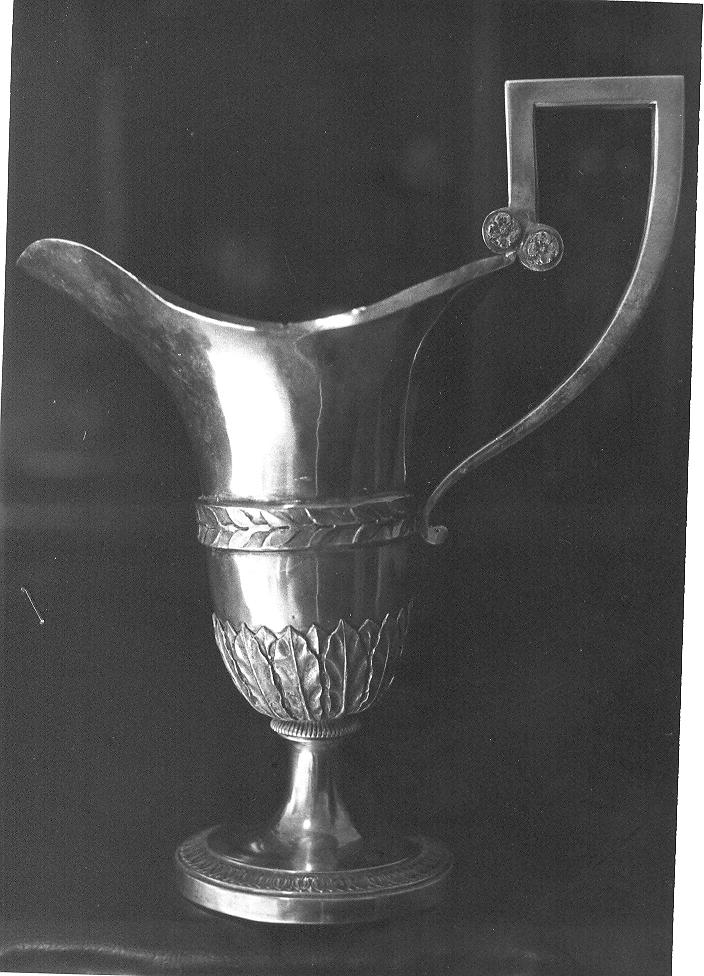 brocca, opera isolata - bottega lombarda (secc. XVIII/ XIX)