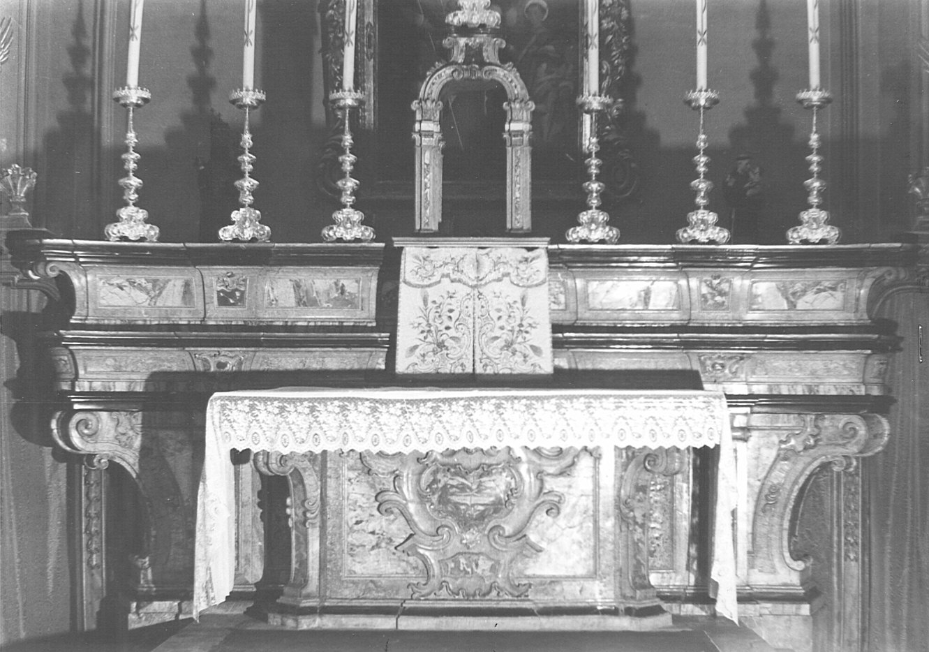 altare maggiore, complesso decorativo - bottega lombarda (secc. XVII/ XVIII)