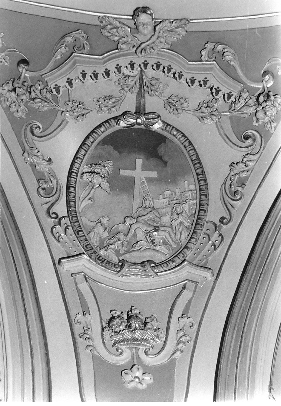stazione XIII: Gesù deposto dalla croce (rilievo, elemento d'insieme) - bottega lombarda (prima metà sec. XVIII)