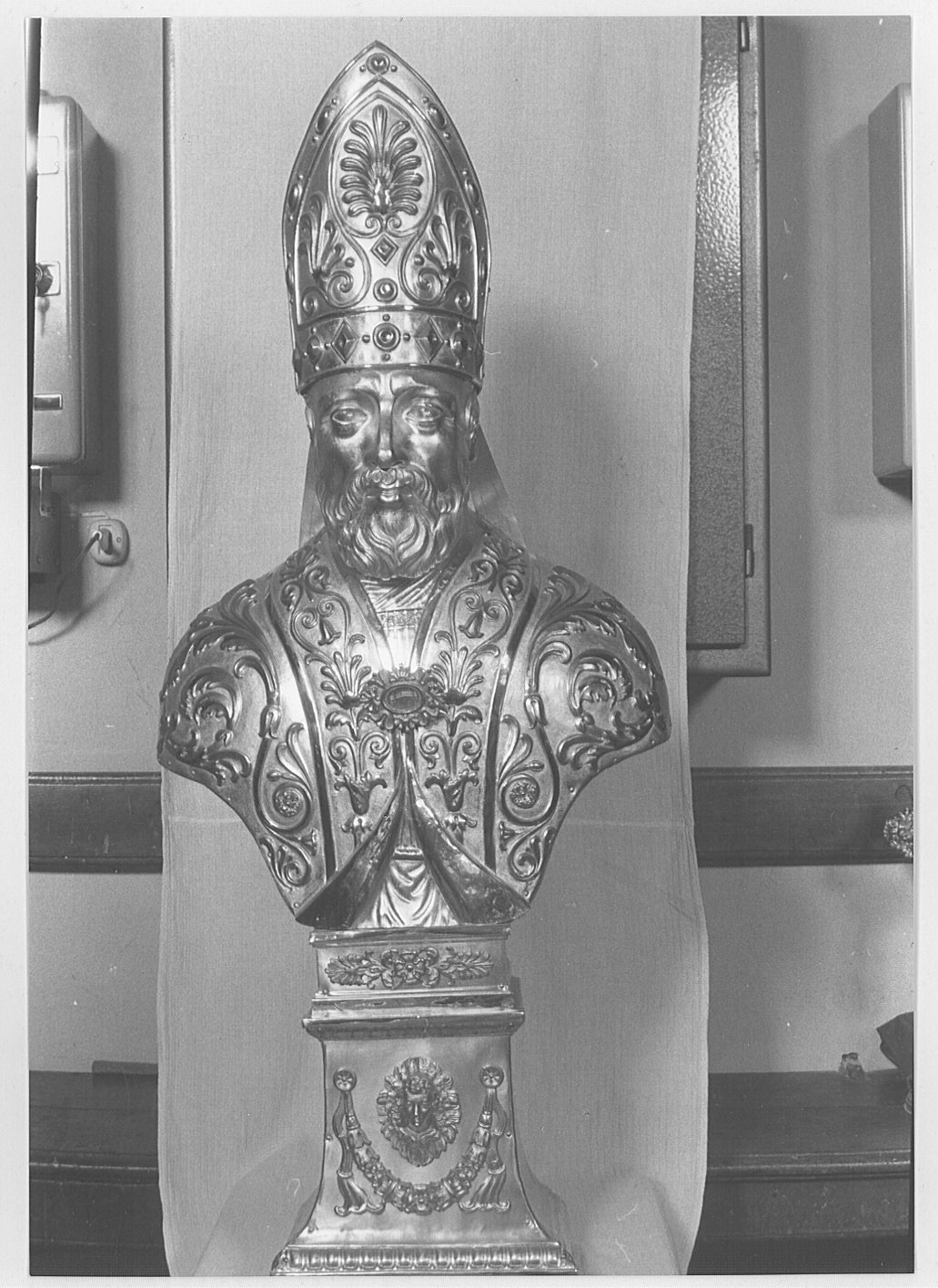 reliquiario - a busto, serie - bottega lombarda (inizio sec. XIX)