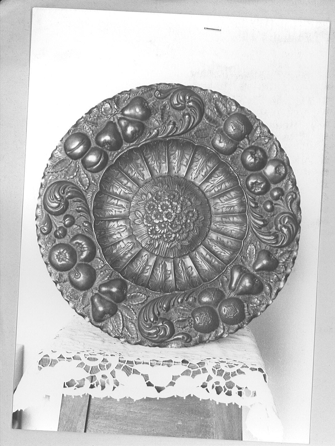 piatto, opera isolata - bottega lombarda (sec. XIX)