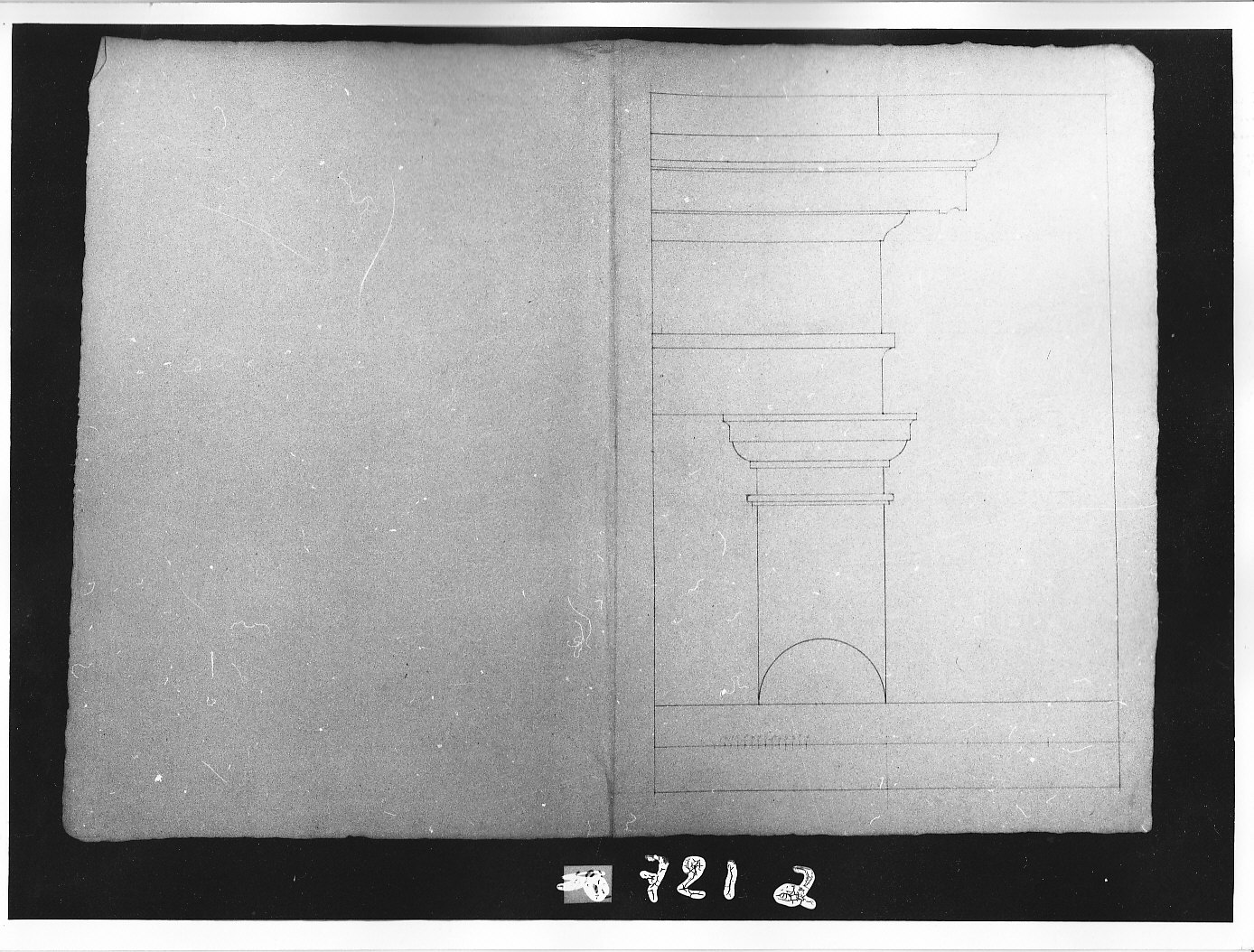 Sommo scapo dell'ordine toscano con architrave e cornice (disegno architettonico, opera isolata) di Ligari Angelo (attribuito) (sec. XIX)