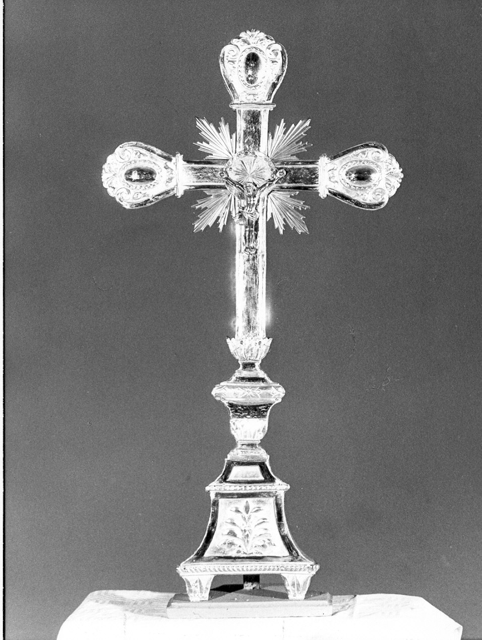 croce d'altare, opera isolata - ambito lombardo (sec. XIX)