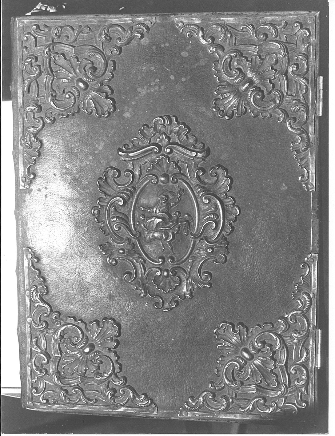 coperta di libro liturgico, opera isolata - bottega parmense (sec. XVIII)