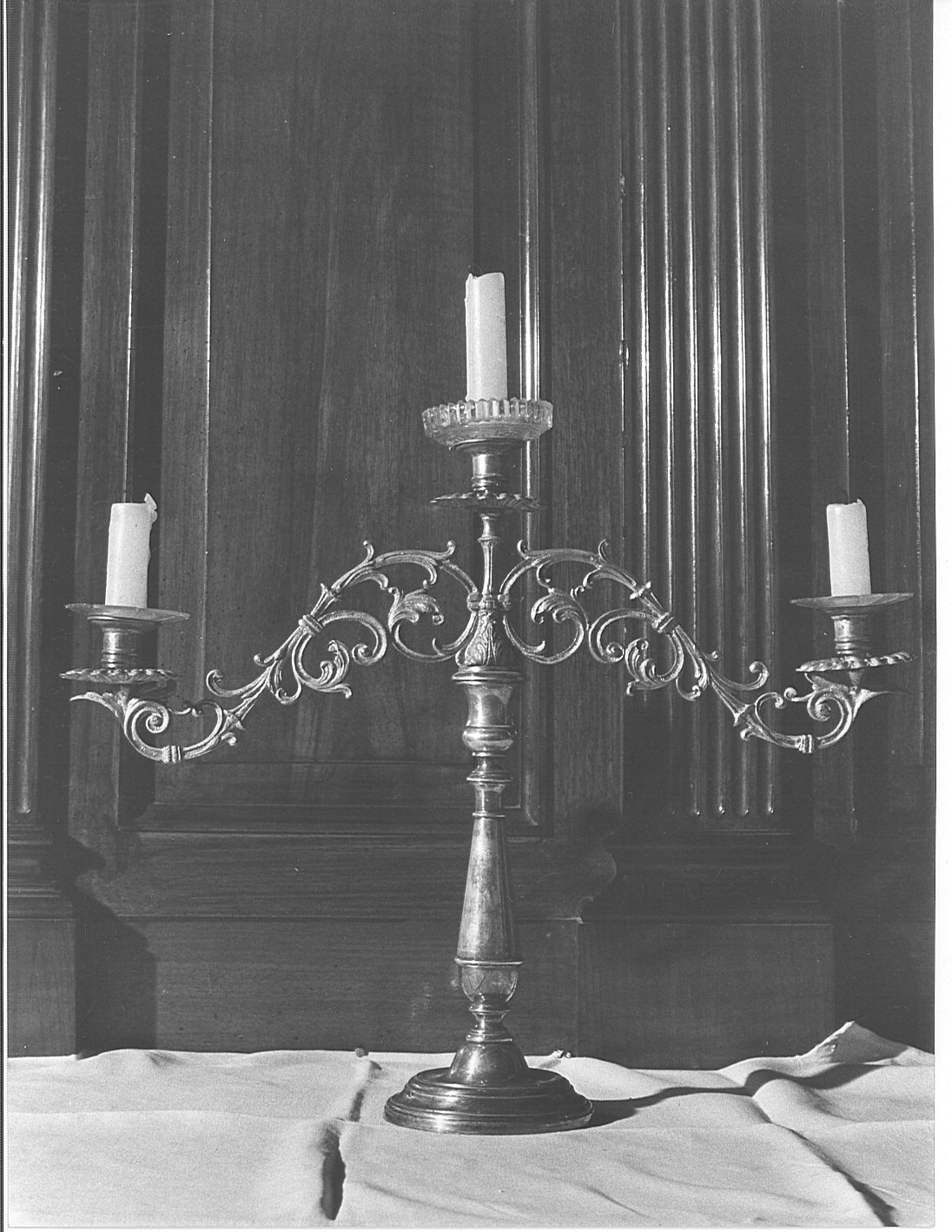 candelabro, opera isolata - bottega lombarda (sec. XIX)