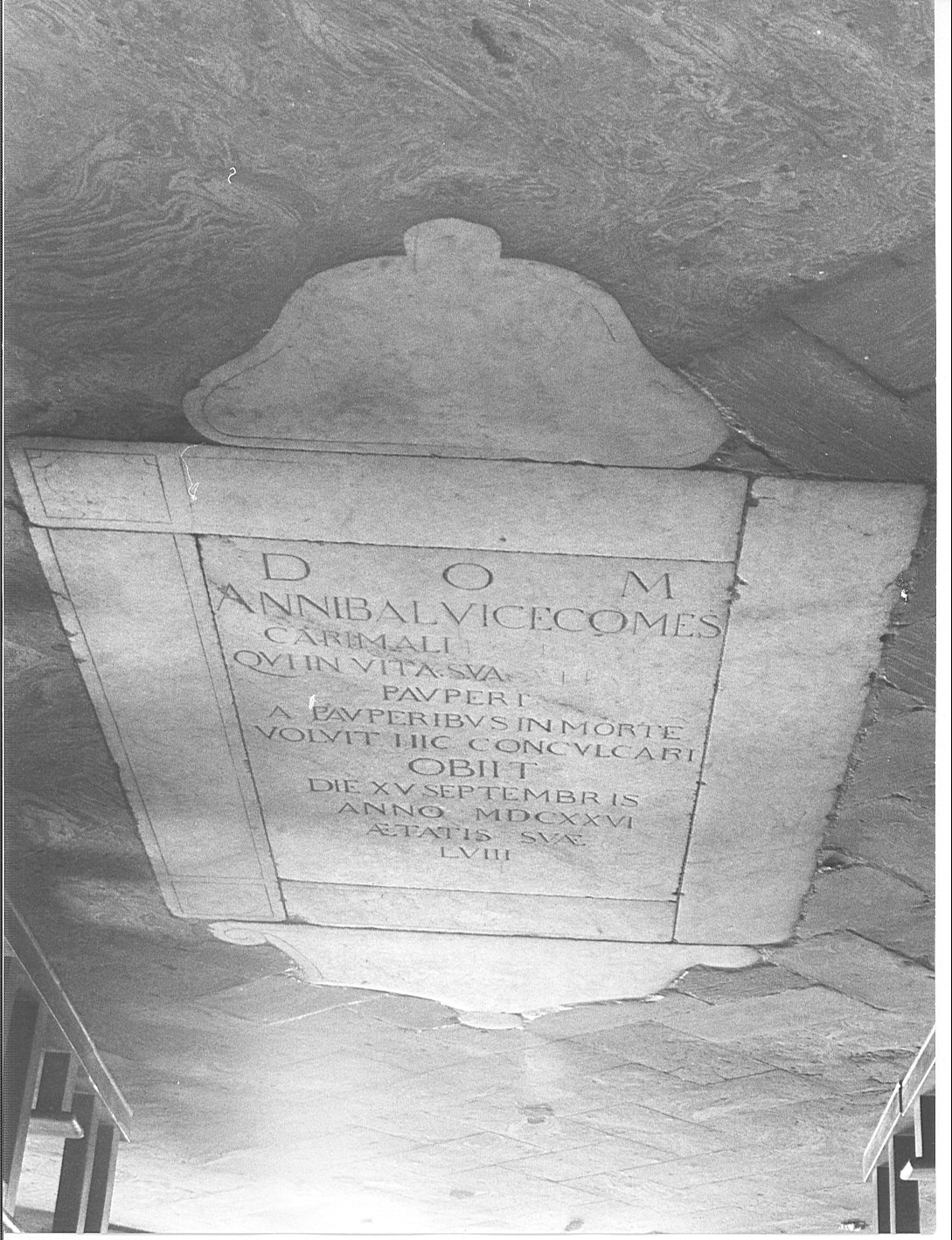 lapide, opera isolata - bottega lombarda (sec. XVII)