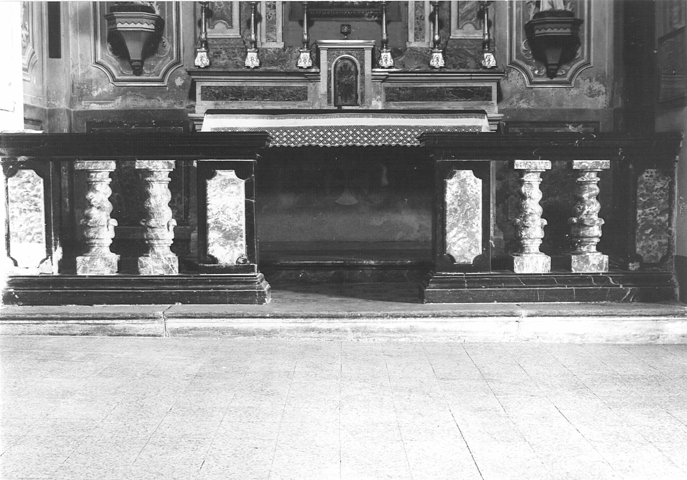 balaustrata, serie - bottega lombarda (sec. XVIII)