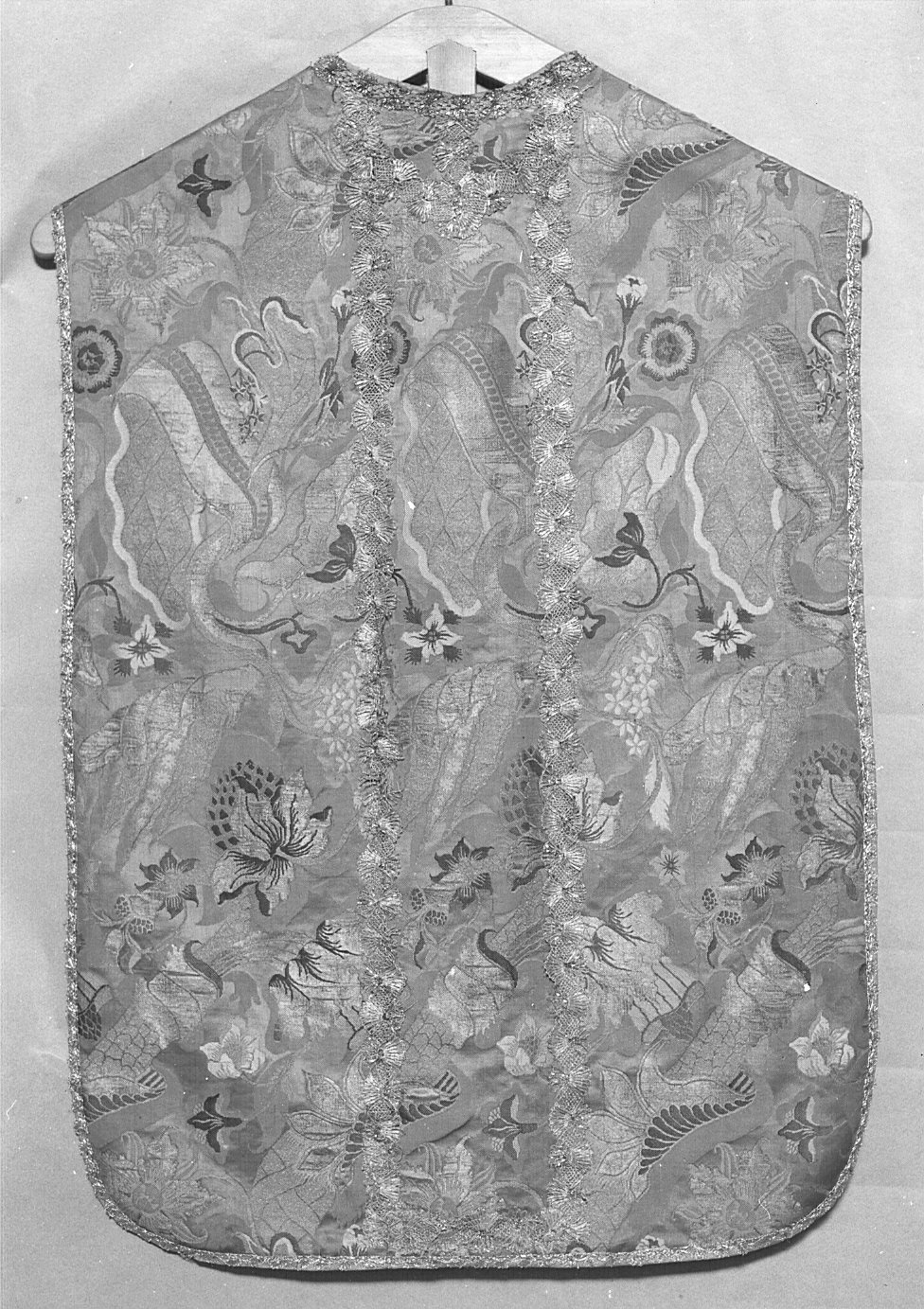 paramento liturgico, insieme - manifattura lombarda (sec. XVIII)