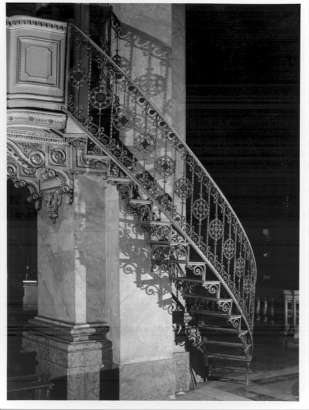 scala di pulpito - bottega lombarda (sec. XX)