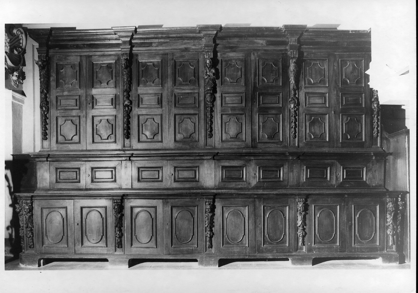 armadio da sacrestia, opera isolata - bottega lombarda (sec. XVII)