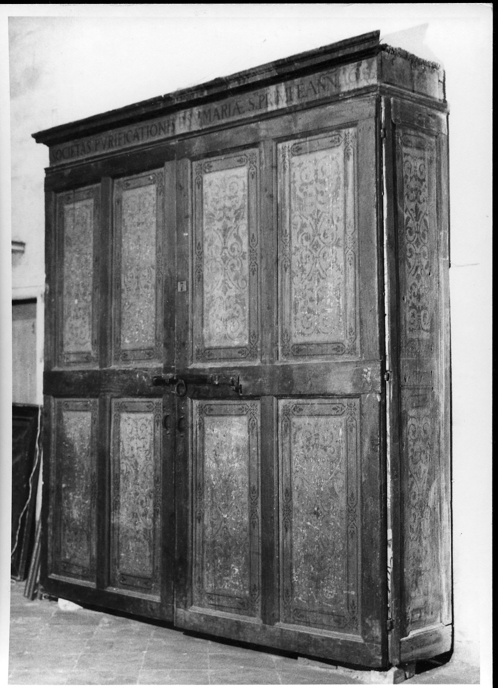 armadio, opera isolata - bottega lombarda (sec. XVII)