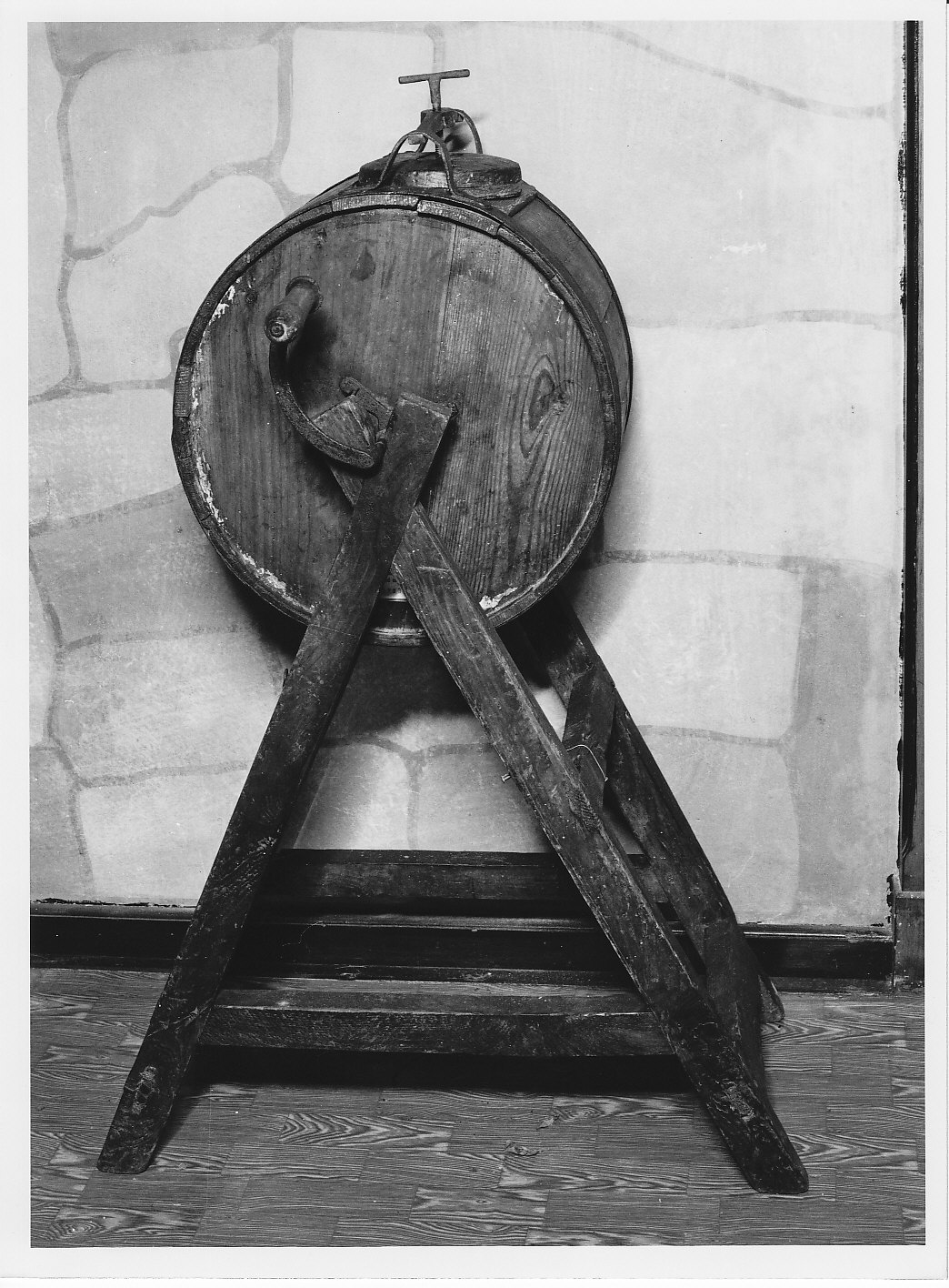 contenitore per il siero del latte - bottega (sec. XIX)