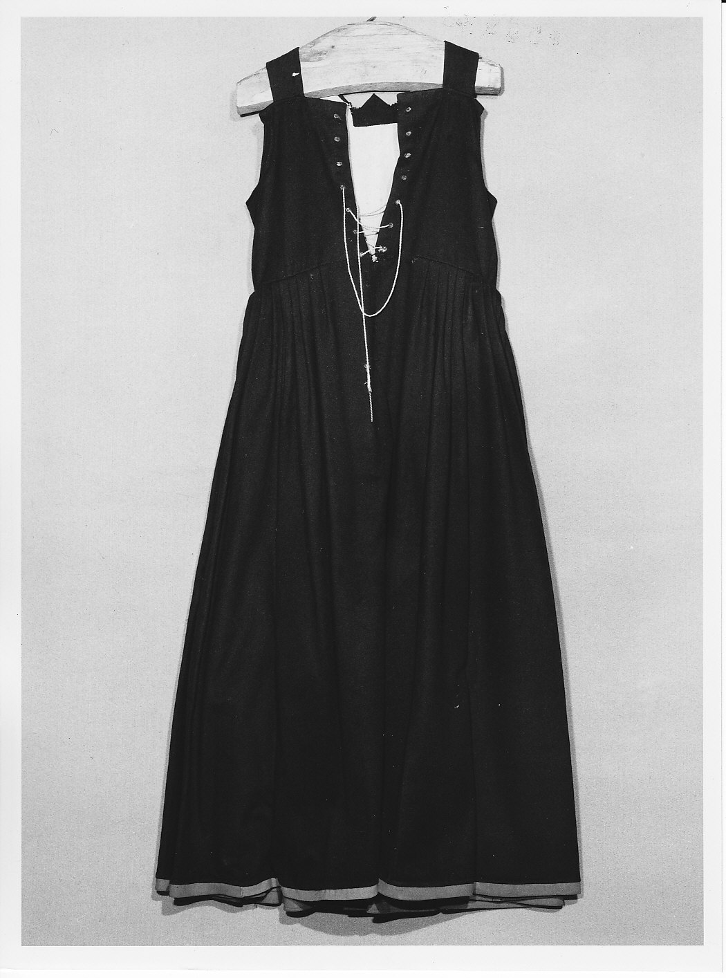 vestito da sposa di Bellati Vittoria (sarta) - manifattura (1937)