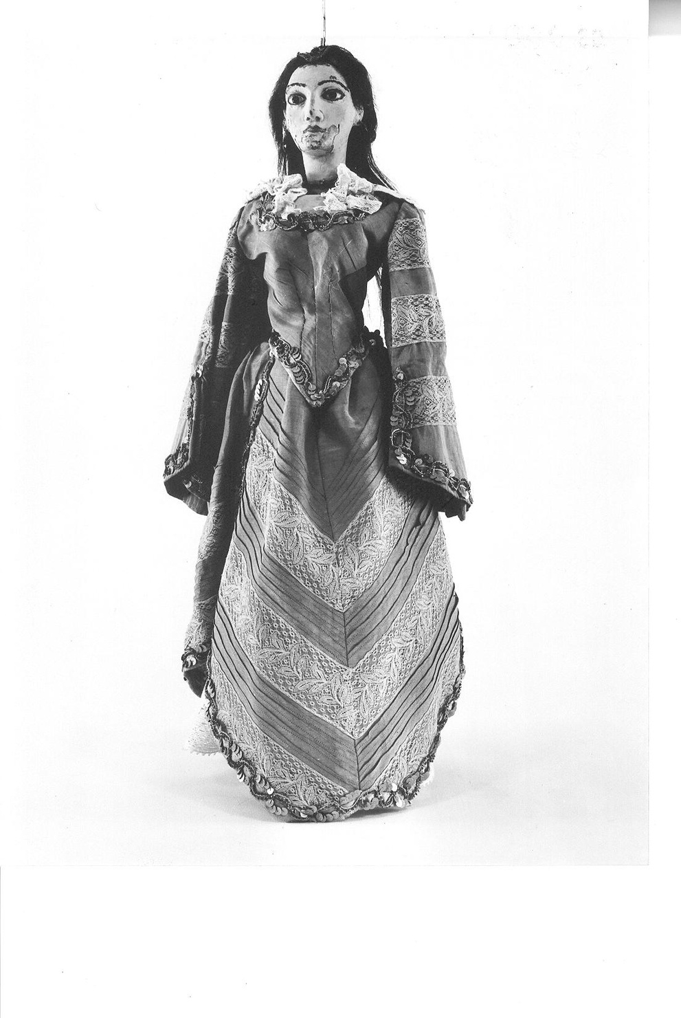nobil donna (marionetta) - manifattura (sec. XIX metà)