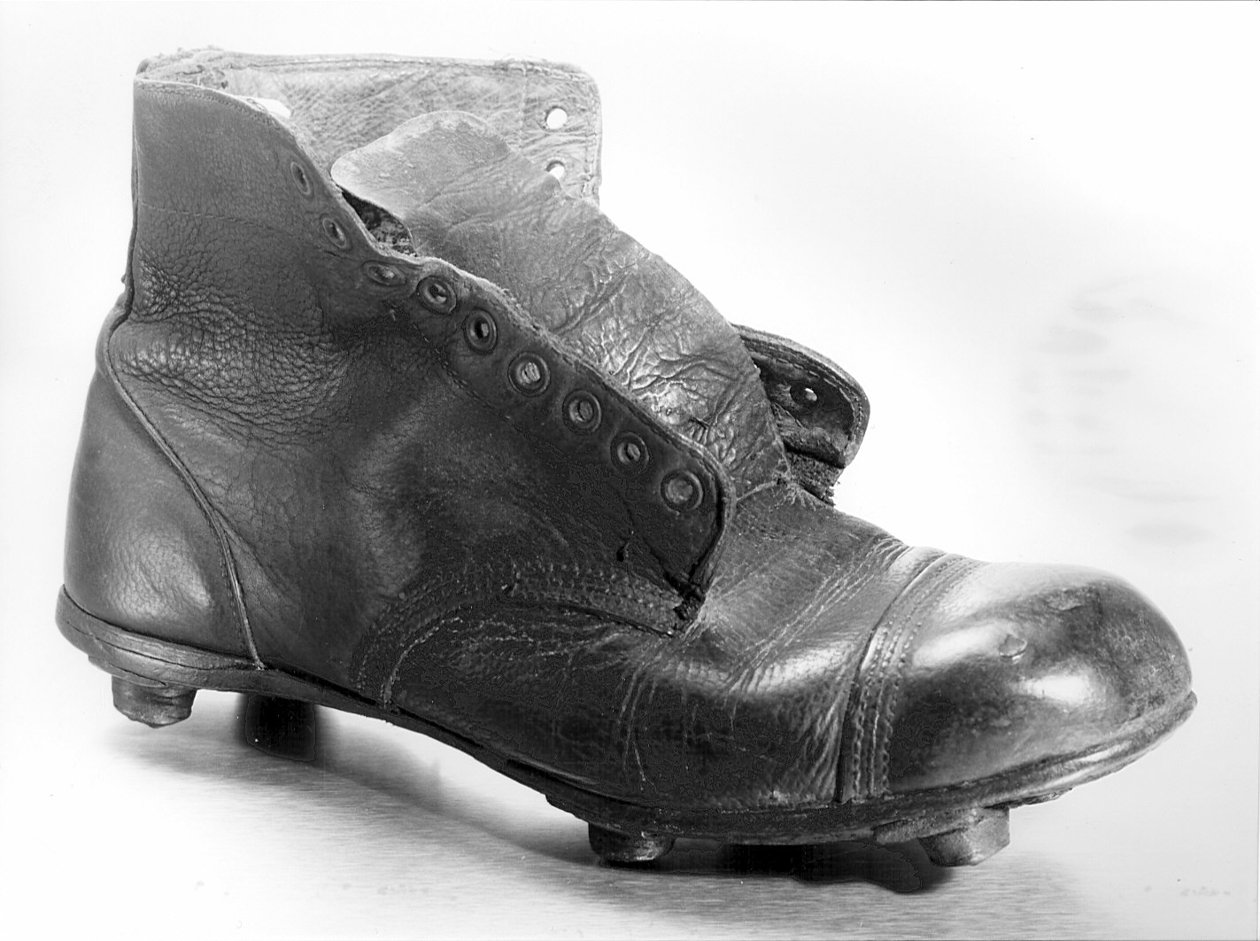 Non rilevato (scarpa) - manifattura (1900/ 1999)