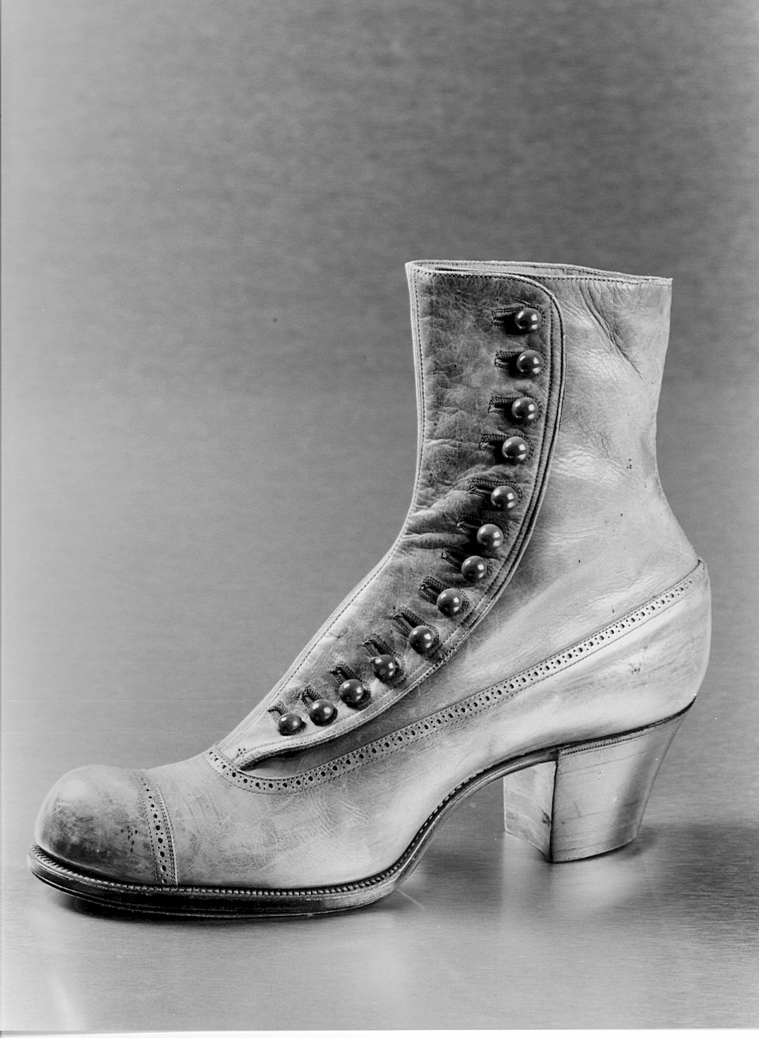 Non rilevato (scarpa femminile) - manifattura (1920/ 1930)