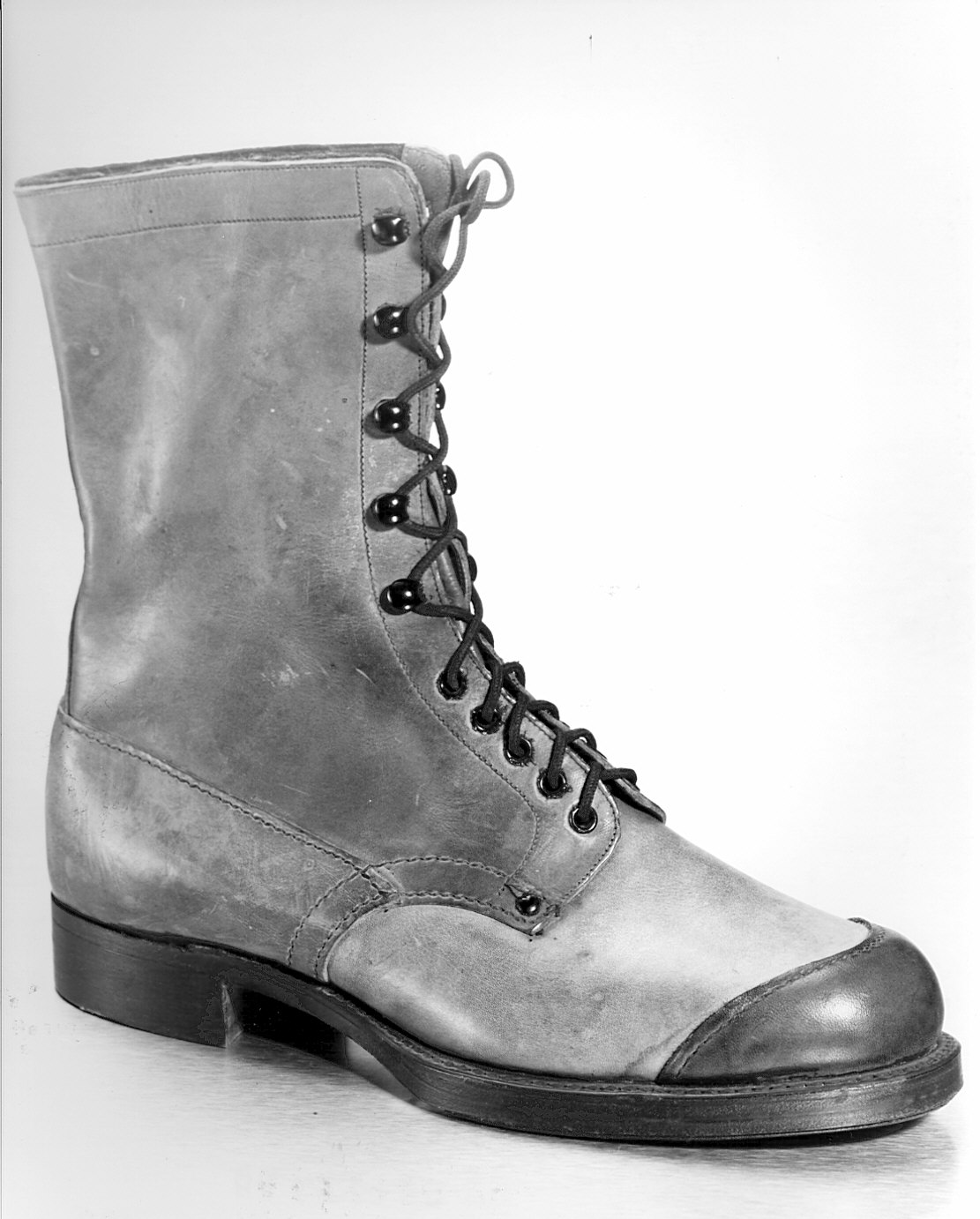 Non rilevato (scarpe da uomo) - manifattura (1935/ 1935)