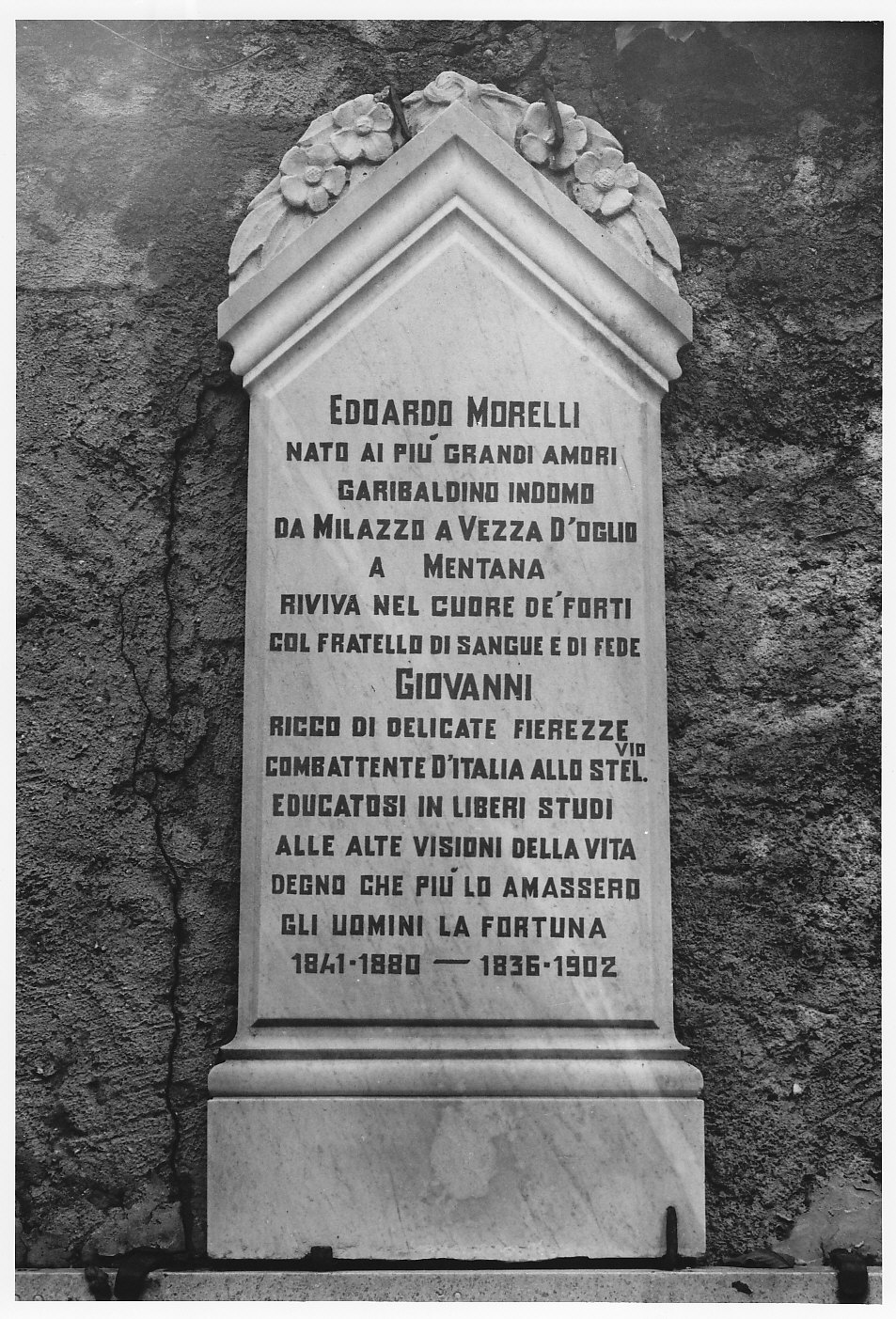 lapide commemorativa, opera isolata - bottega valtellinese (sec. XX)