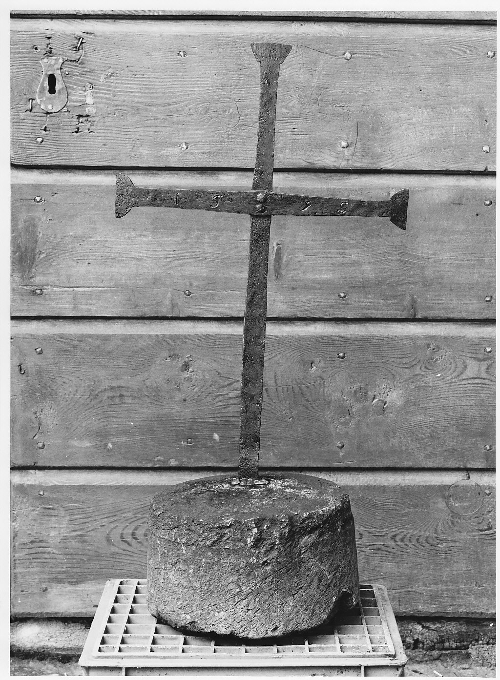 croce, opera isolata - bottega valtellinese (sec. XVI)