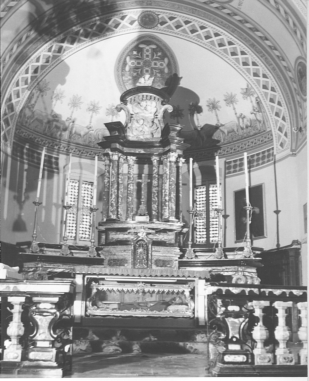 altare maggiore, complesso decorativo - bottega lombarda (sec. XVIII)