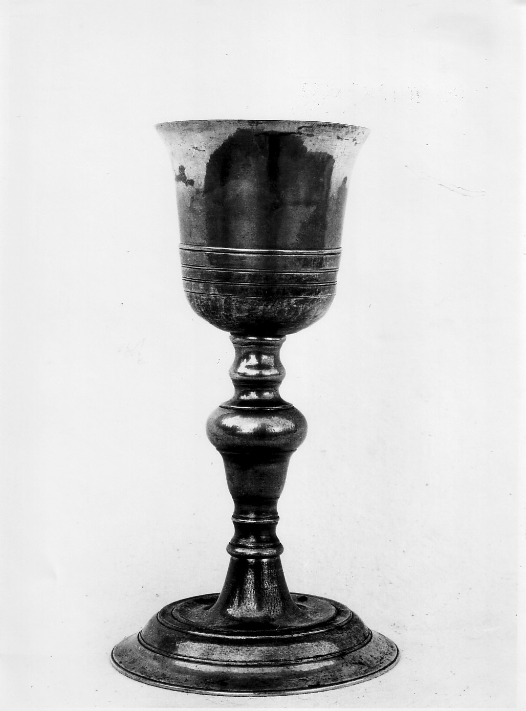 calice, opera isolata - bottega lombarda (fine/inizio secc. XVII/ XVIII)