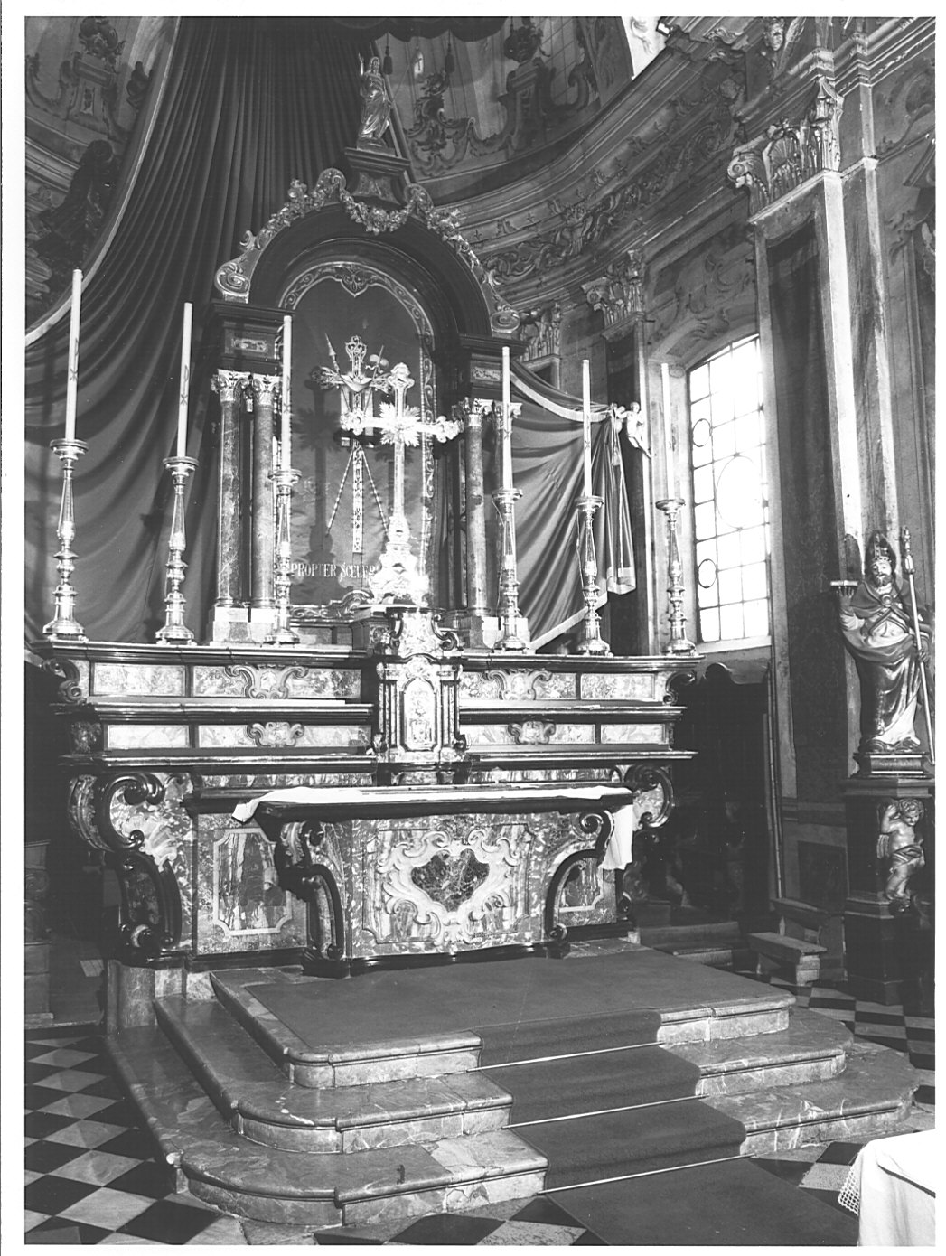 altare maggiore, complesso decorativo - bottega lombarda (primo quarto sec. XVIII)