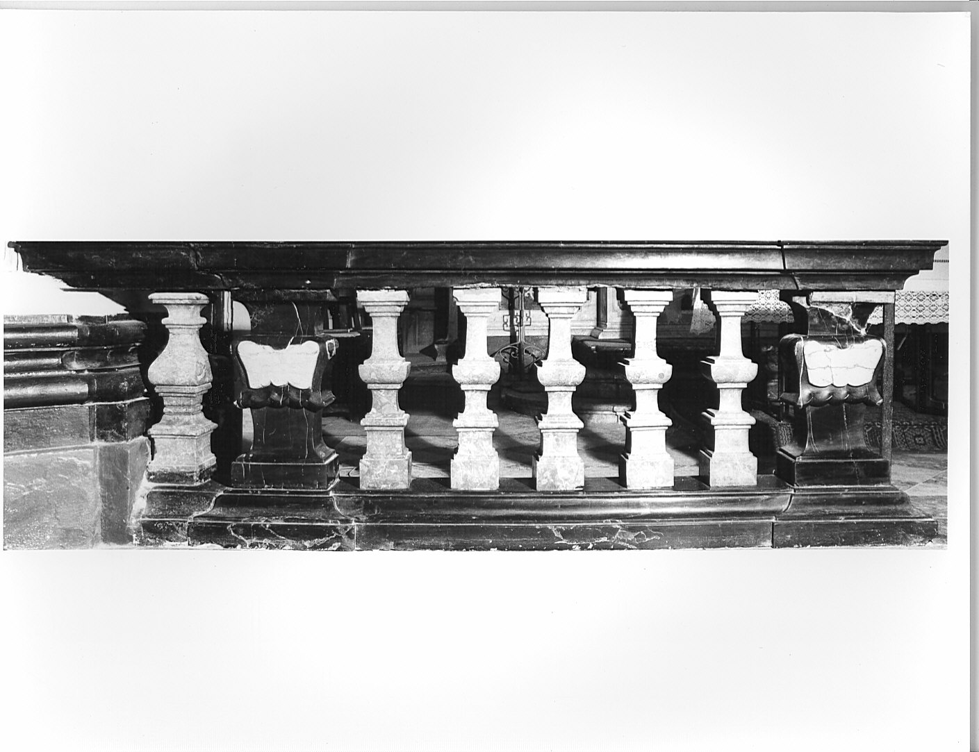 balaustrata, coppia - bottega lombarda (sec. XVIII)