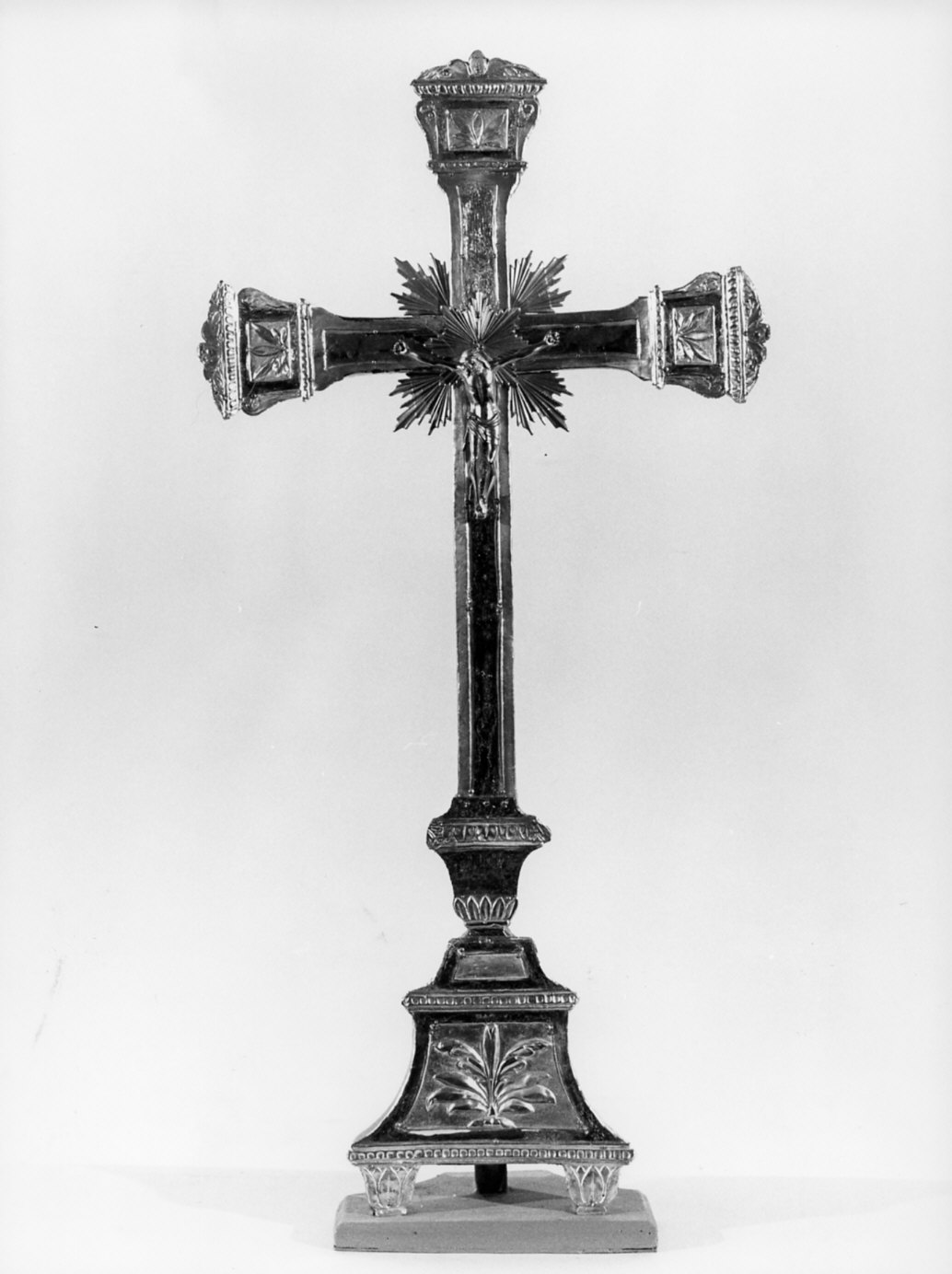 croce d'altare, opera isolata - bottega lombarda (sec. XVII)