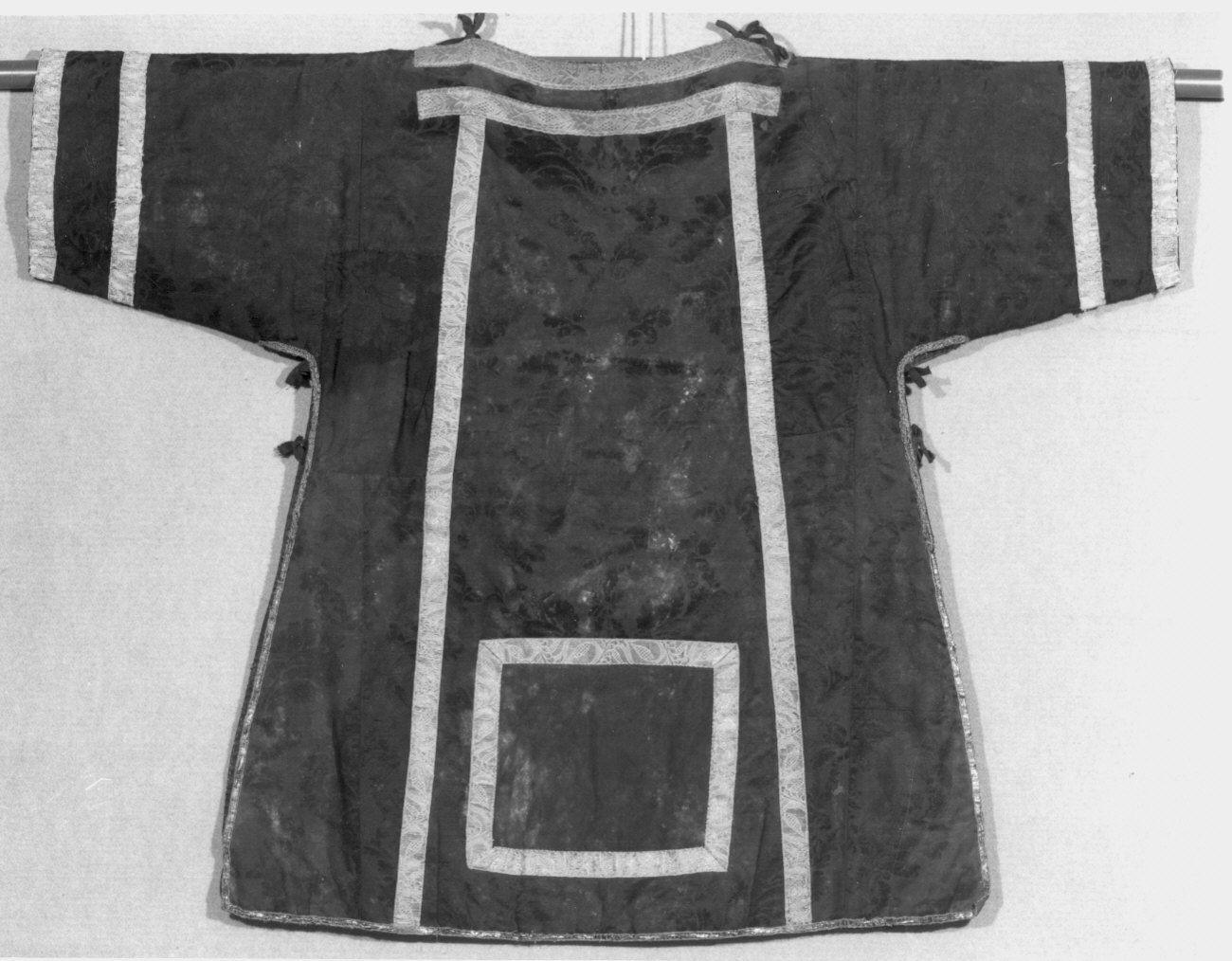 dalmatica - manifattura italiana (sec. XVIII)