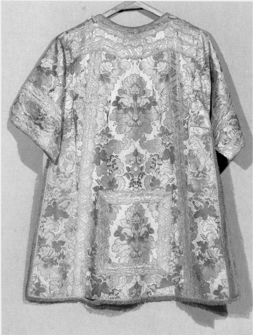 paramento liturgico, insieme - manifattura italiana (primo quarto sec. XVIII)