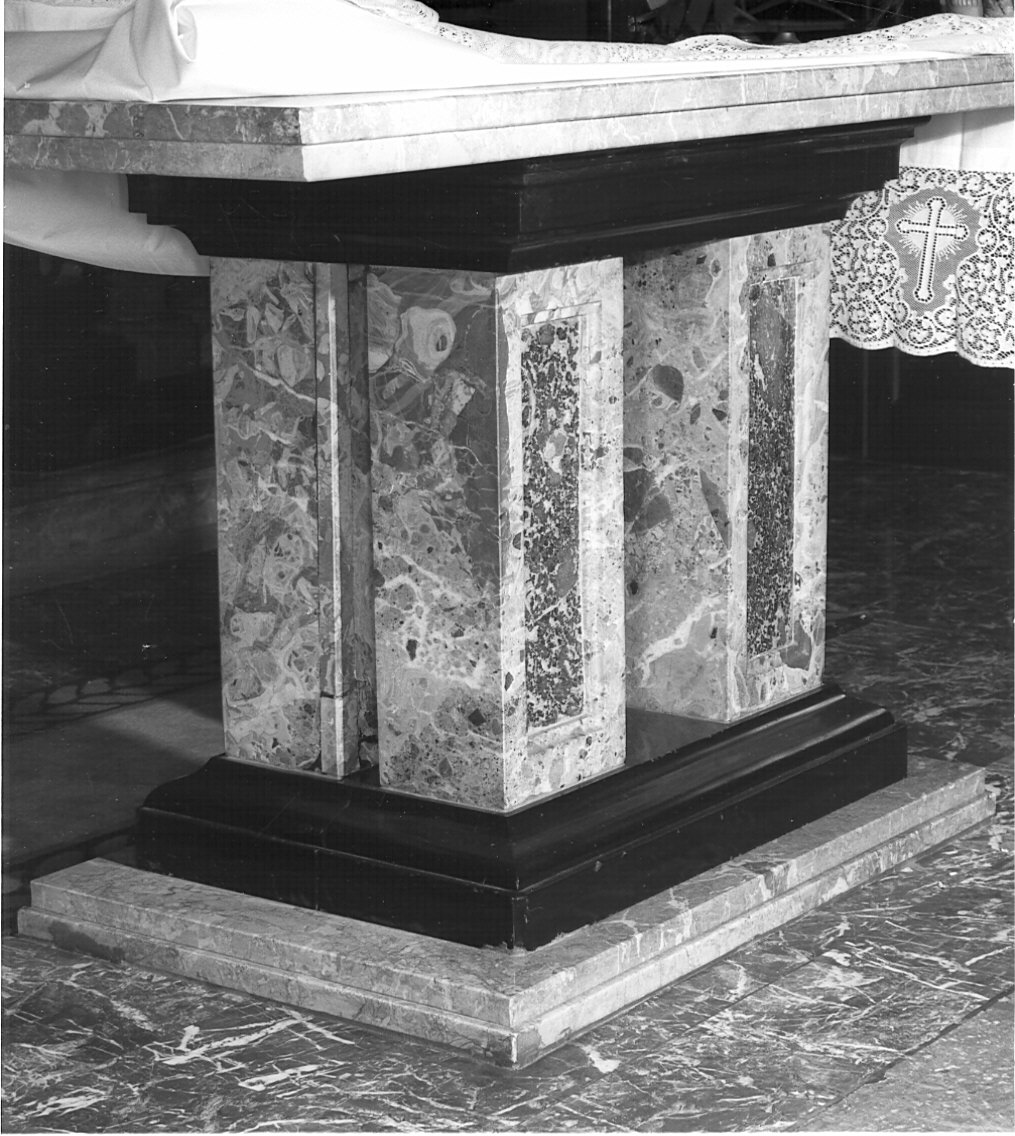 pilastrino di altare, serie - bottega lombarda (sec. XVIII)