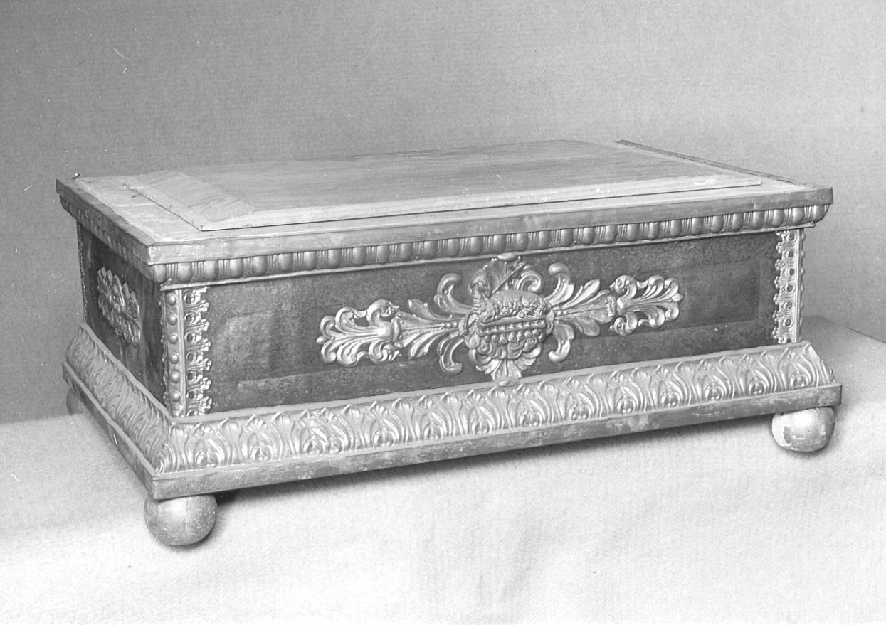 base - bottega lombarda (seconda metà sec. XIX)
