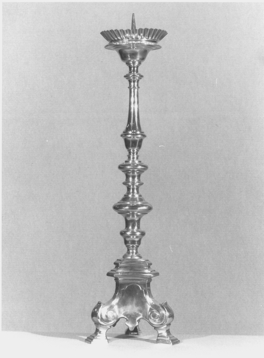 candeliere d'altare - bottega lombarda (sec. XVIII)